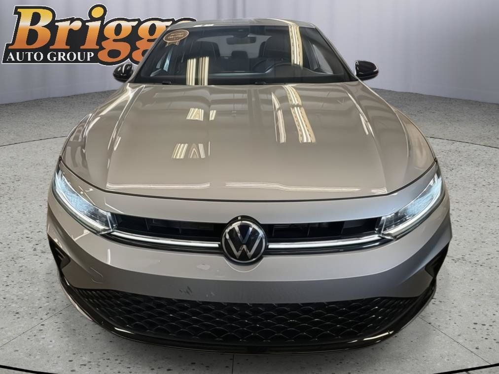 Used 2025 Volkswagen Jetta Sport FWD image 10