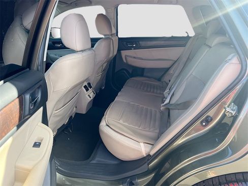 Used 2019 Subaru Outback 3.6R Limited image 26