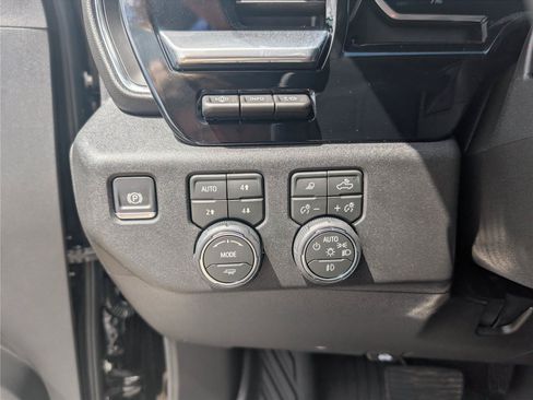 New 2026 Chevrolet Silverado 2500 LTZ w/ LTZ Plus Package AWD/4WD image 30