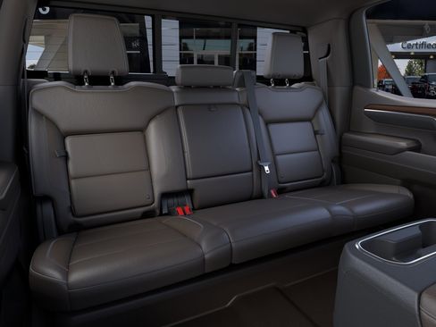 New 2026 GMC Sierra 1500 Denali w/ Denali Reserve Package AWD/4WD image 17