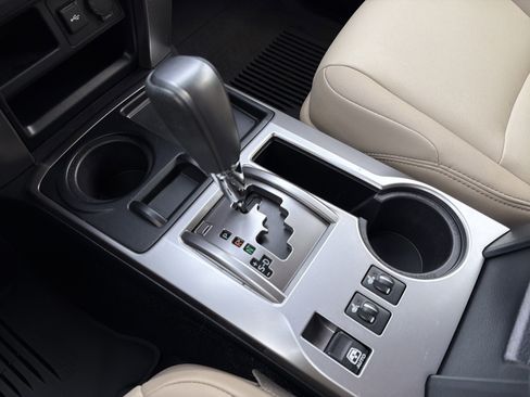 Used 2022 Toyota 4Runner SR5 Premium w/ Moonroof Package image 25