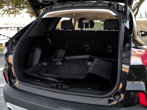 Used 2022 Ford Escape SE w/ Convenience Package image 64