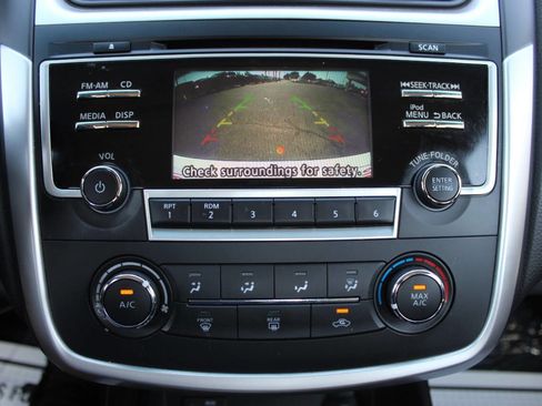 Used 2017 Nissan Altima 2.5 SR w/ Midnight Edition Package image 20