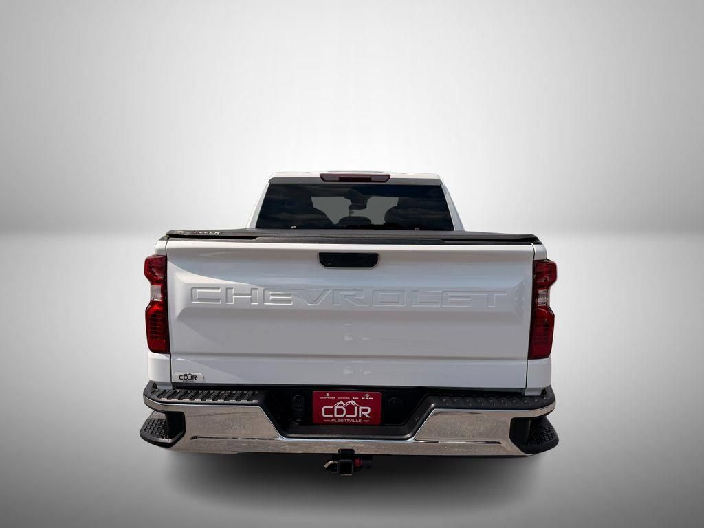 Used 2022 Chevrolet Silverado 1500 LT AWD/4WD image 8