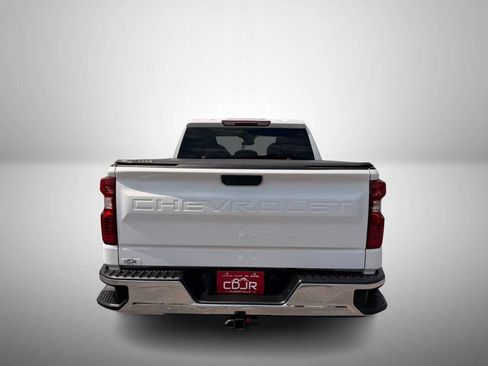 Used 2022 Chevrolet Silverado 1500 LT AWD/4WD image 8