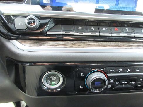 Certified 2022 Chevrolet Silverado 1500 LT image 30