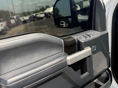 Used 2018 Ford F250 Platinum w/ Platinum Ultimate Package AWD/4WD image 10