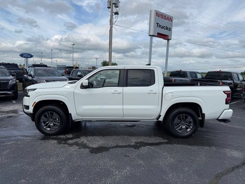 New 2026 Nissan Frontier SV w/ All-Weather Content Package AWD/4WD image 38