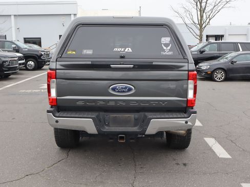 Used 2019 Ford F250 Lariat w/ Chrome Package image 20