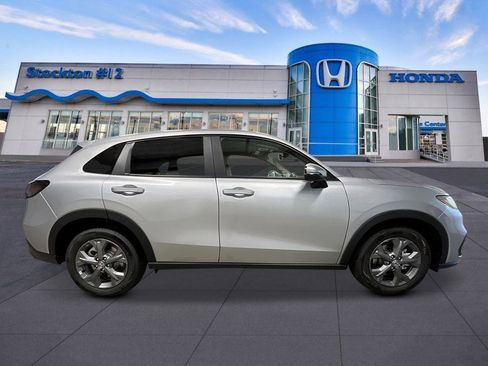 New 2026 Honda HR-V LX image 7