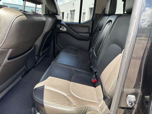 Used 2018 Nissan Frontier PRO-4X AWD/4WD image 24