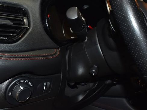 Certified 2024 Dodge Durango GT image 26