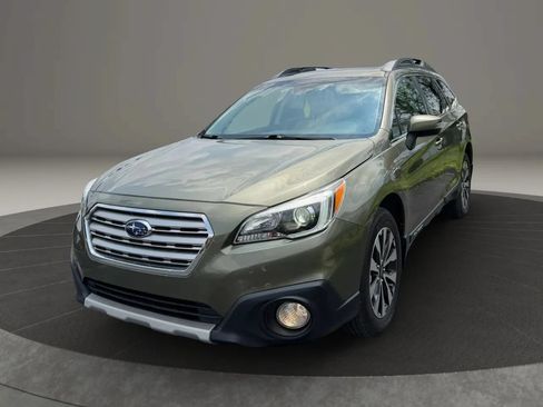 Used 2015 Subaru Outback 3.6R Limited AWD/4WD image 2
