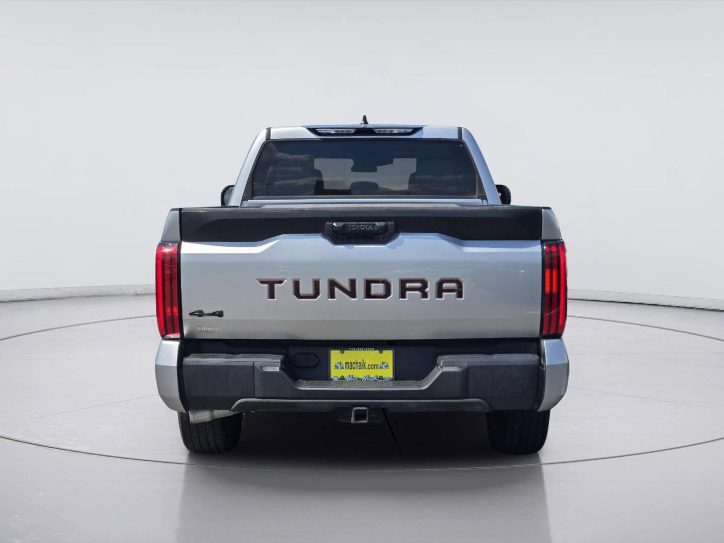 Used 2022 Toyota Tundra SR5 AWD/4WD image 7