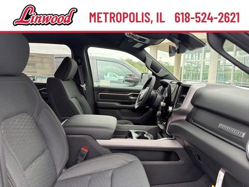 New 2026 RAM 1500 Big Horn AWD/4WD image 8
