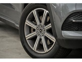 Used 2022 Mercedes-Benz GLS 450 4MATIC video 3