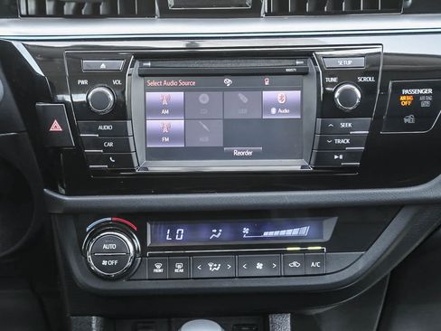 Used 2016 Toyota Corolla S FWD image 14