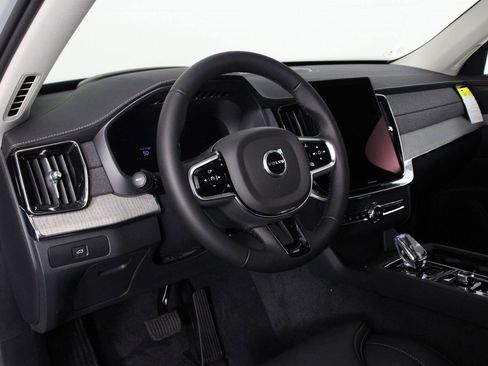 New 2025 Volvo XC90 B6 Ultra image 8