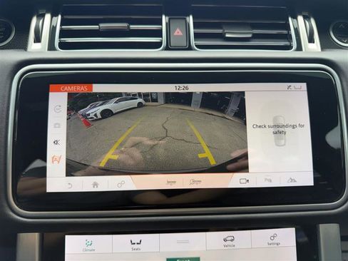 Used 2020 Land Rover Range Rover HSE AWD/4WD image 24