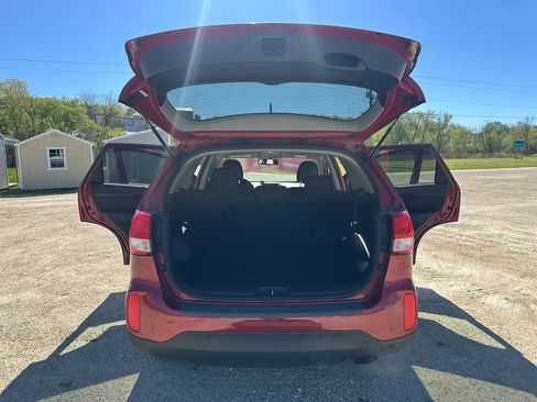 Used 2014 Kia Sorento LX AWD/4WD image 12