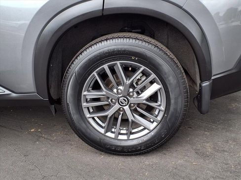 Used 2021 Nissan Rogue S image 4