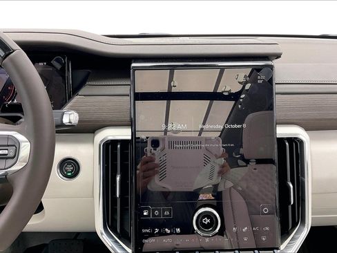 New 2026 GMC Acadia Denali w/ Super Cruise Package image 7