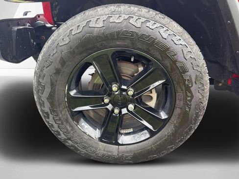 Used 2021 Jeep Wrangler Unlimited Sahara image 10