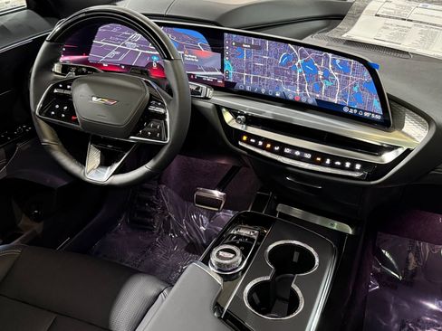 New 2026 Cadillac Lyriq V image 3