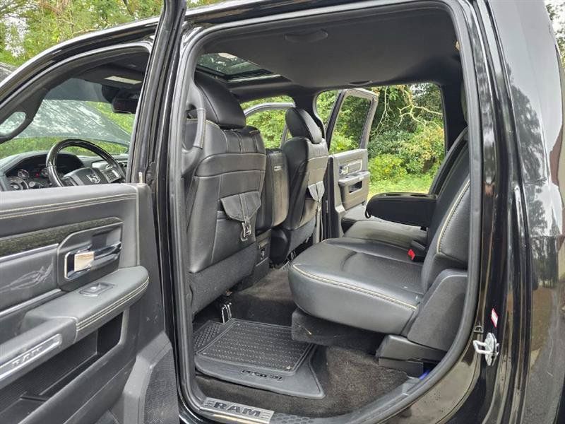 Used 2017 RAM 2500 Limited AWD/4WD image 30