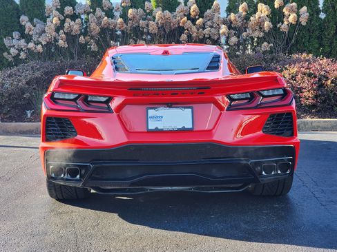 Used 2024 Chevrolet Corvette Stingray Preferred Cpe w/ 2LT image 8