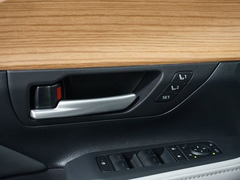 New 2026 Toyota Grand Highlander Limited image 35