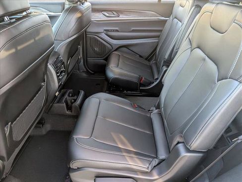 New 2025 Jeep Grand Cherokee L Limited w/ Black Appearance Package image 14