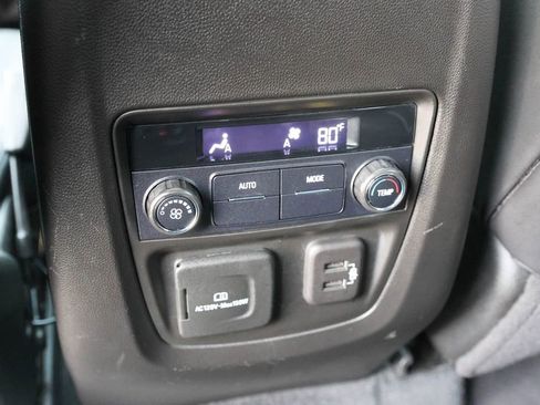 Used 2022 Buick Enclave Avenir w/ Avenir Technology Package AWD/4WD image 23