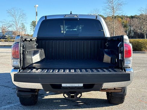Used 2022 Toyota Tacoma image 21