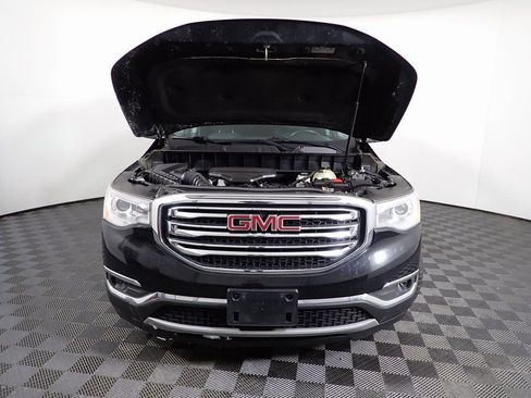 Used 2019 GMC Acadia SLT image 8
