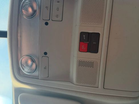 Used 2015 Volkswagen Passat 1.8T Wolfsburg Edition image 21