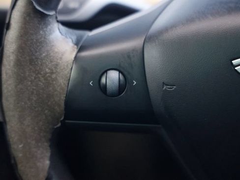 Used 2023 Tesla Model 3 Standard Range RWD image 26