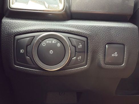 Certified 2019 Ford Ranger Lariat w/ Equipment Group 501A Mid image 20