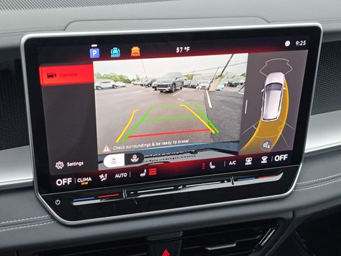 New 2026 Volkswagen Tiguan SE AWD/4WD image 10