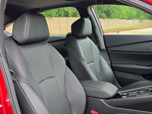 Certified 2025 Honda Accord Sport image 30