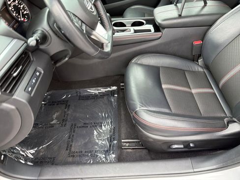 Used 2024 Nissan Altima 2.5 SR FWD image 22