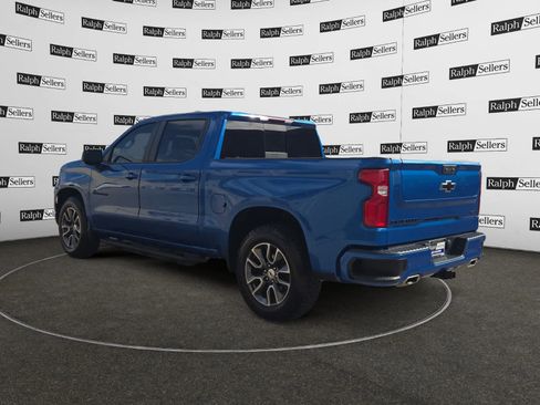 Used 2022 Chevrolet Silverado 1500 RST w/ Convenience Package II image 4