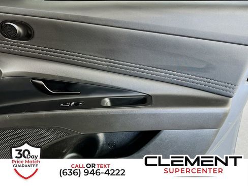 Used 2025 Hyundai Elantra Sport image 28