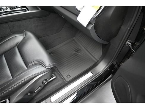 New 2026 Volvo XC60 T8 Ultra w/ Climate Package AWD/4WD image 23