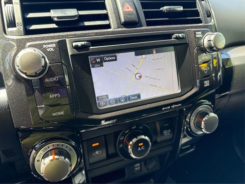 Used 2016 Toyota 4Runner Trail AWD/4WD image 30