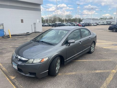 Used 2011 Honda Civic LX image 2