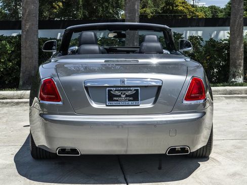 Used 2019 Rolls-Royce Dawn RWD image 7