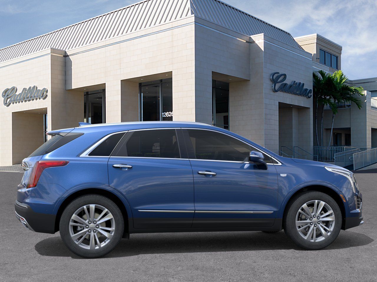 New 2026 Cadillac XT5 Premium Luxury w/ Driver Assist Package FWD image 5