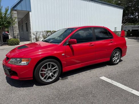 Used 2006 Mitsubishi Lancer Evolution AWD/4WD image 3