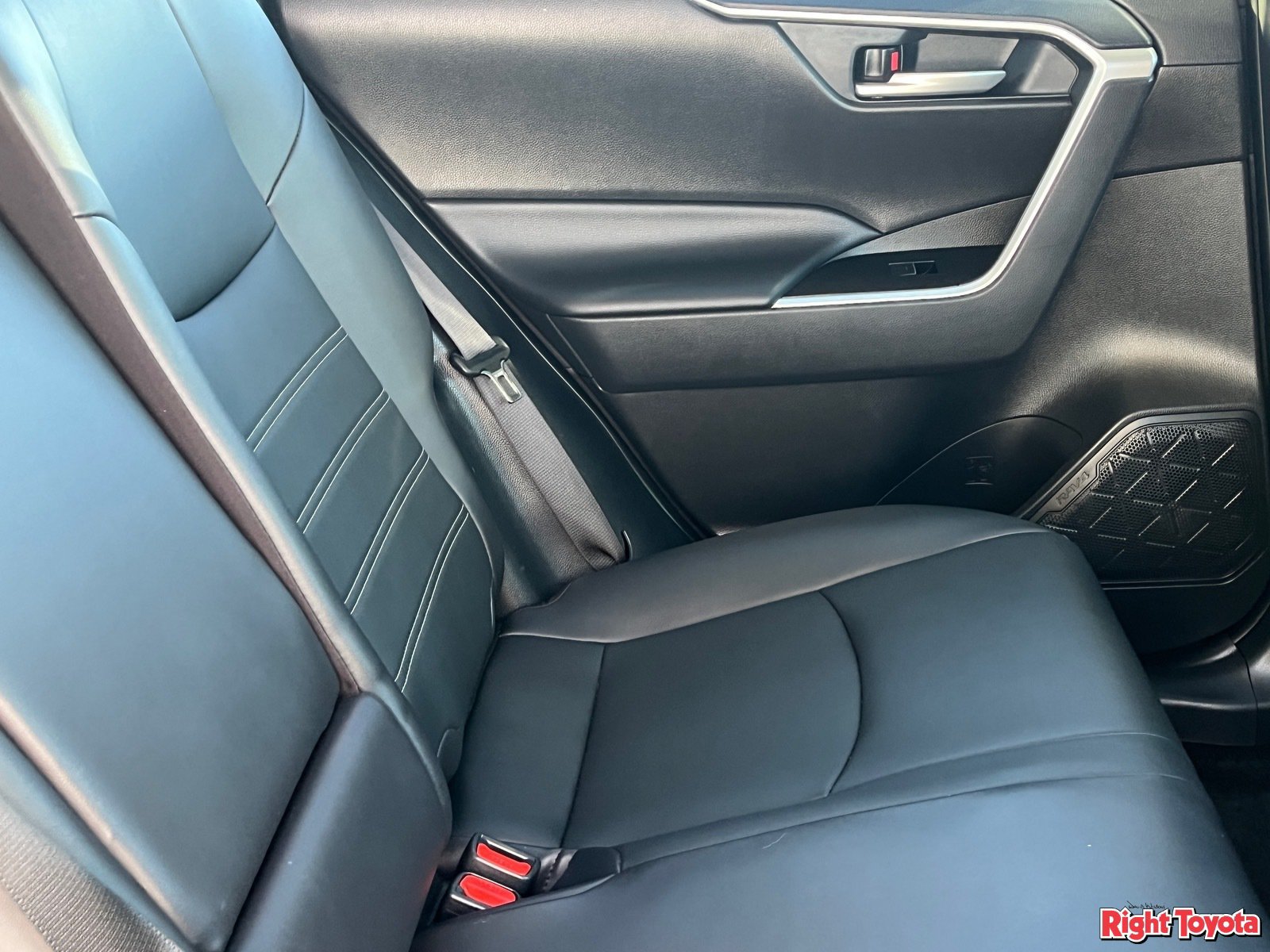 Certified 2025 Toyota RAV4 XLE Premium AWD/4WD image 15